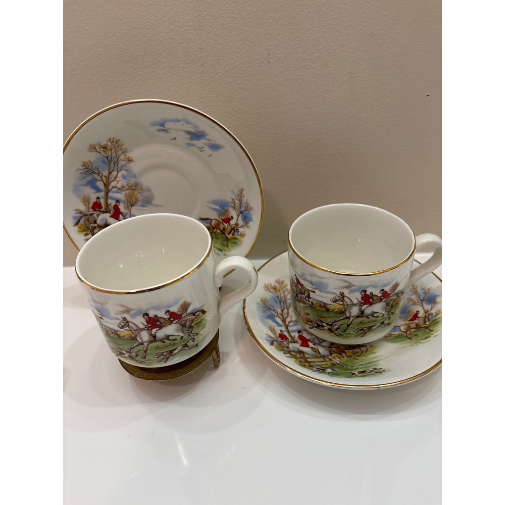 Arklow Porcelain Cup and Saucer Set Hunting Scene Gold Rim Made in Ireland - Picture 8 of 9